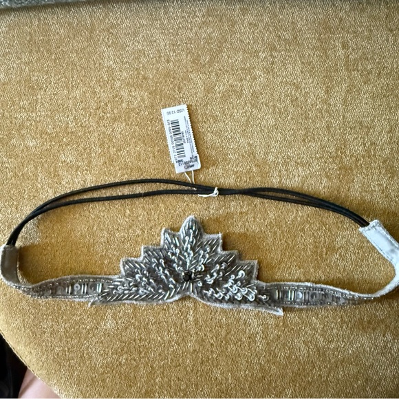 Vintage Art Deco Silver Appliqué Headband Crown 🌿 - Picture 2 of 5